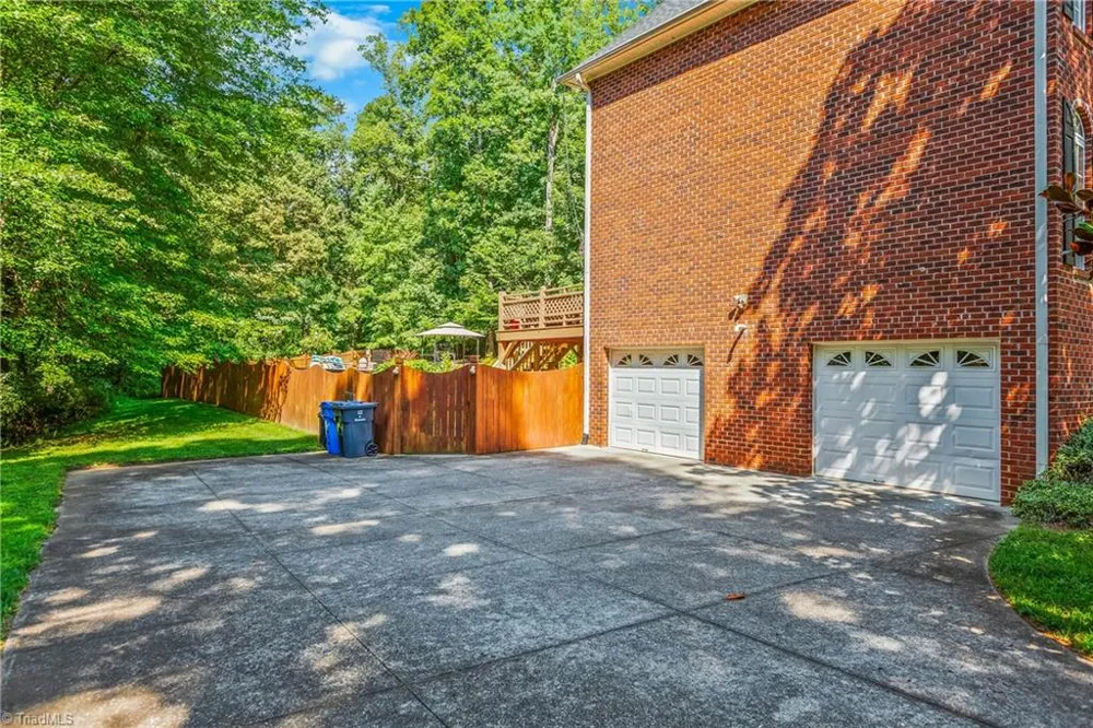 604 Doe Run Drive Kernersville, NC 27284