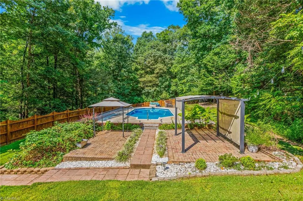 604 Doe Run Drive Kernersville, NC 27284