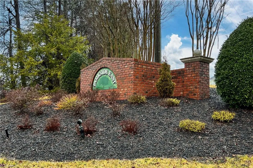 3939 Creekside Court #3939 Winston-Salem, NC 27127