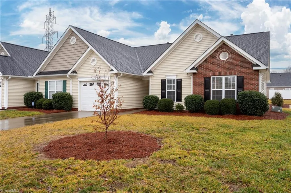 3939 Creekside Court #3939 Winston-Salem, NC 27127