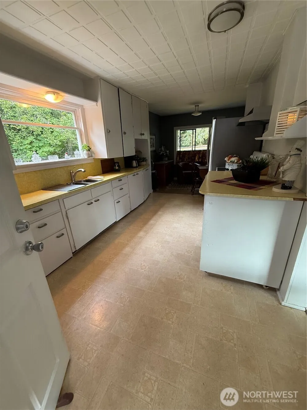 3491 Louderback Avenue Raymond, WA 98577