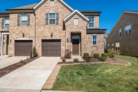 416 Deveron Dr