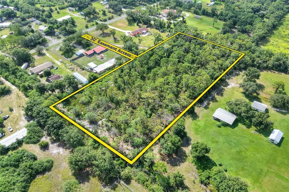 SE 33RD STREET Ruskin, FL 33570