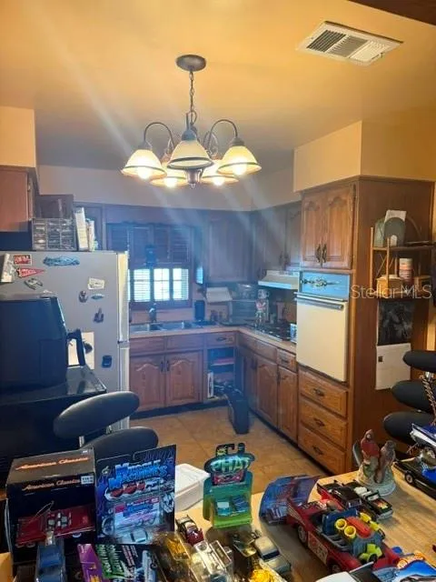 3809 W HORATIO STREET Tampa, FL 33609