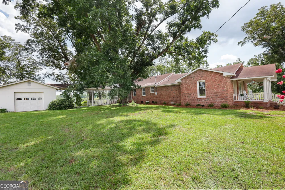 5371 Paynes Chapel RD Garfield, GA 30425
