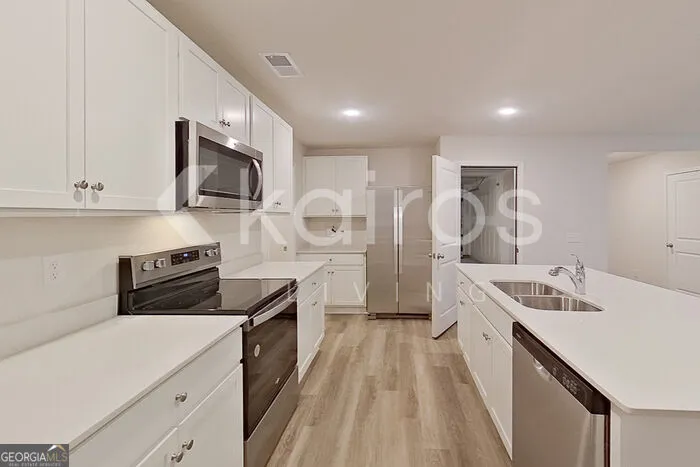 129 Inez AVE Springfield, GA 31329