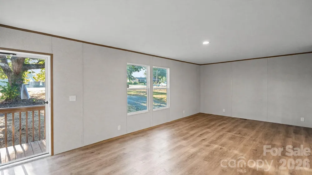 2205 Kingston Road Kingstown, NC 28150