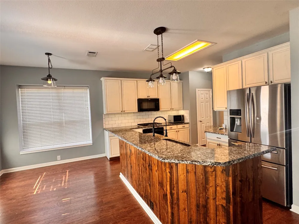 7585 Ravenhill Drive Frisco, TX 75035
