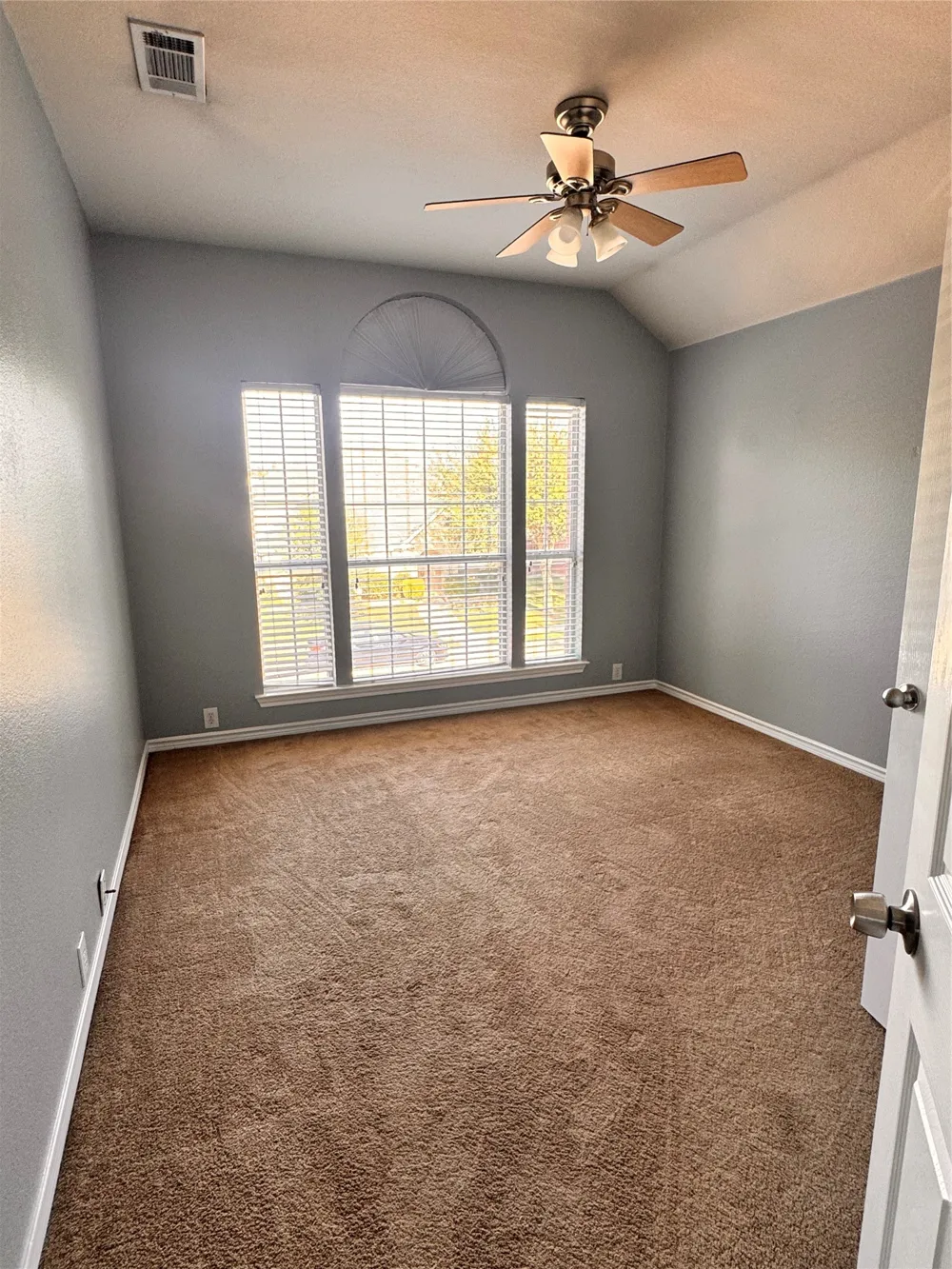 7585 Ravenhill Drive Frisco, TX 75035