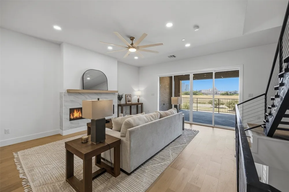 408 Vista Buena Trail Fort Worth, TX 76111