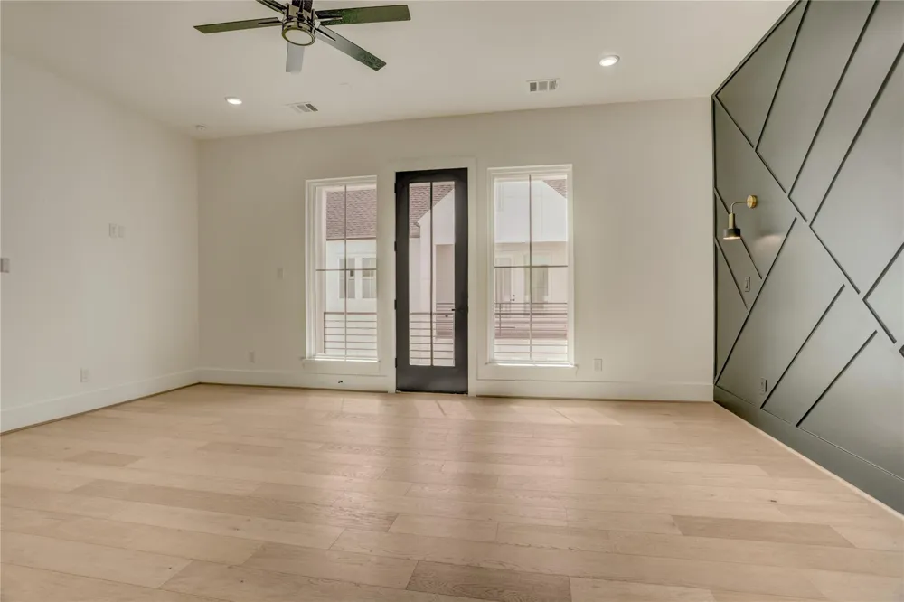 1907 Lauderdale Street Houston, TX 77030