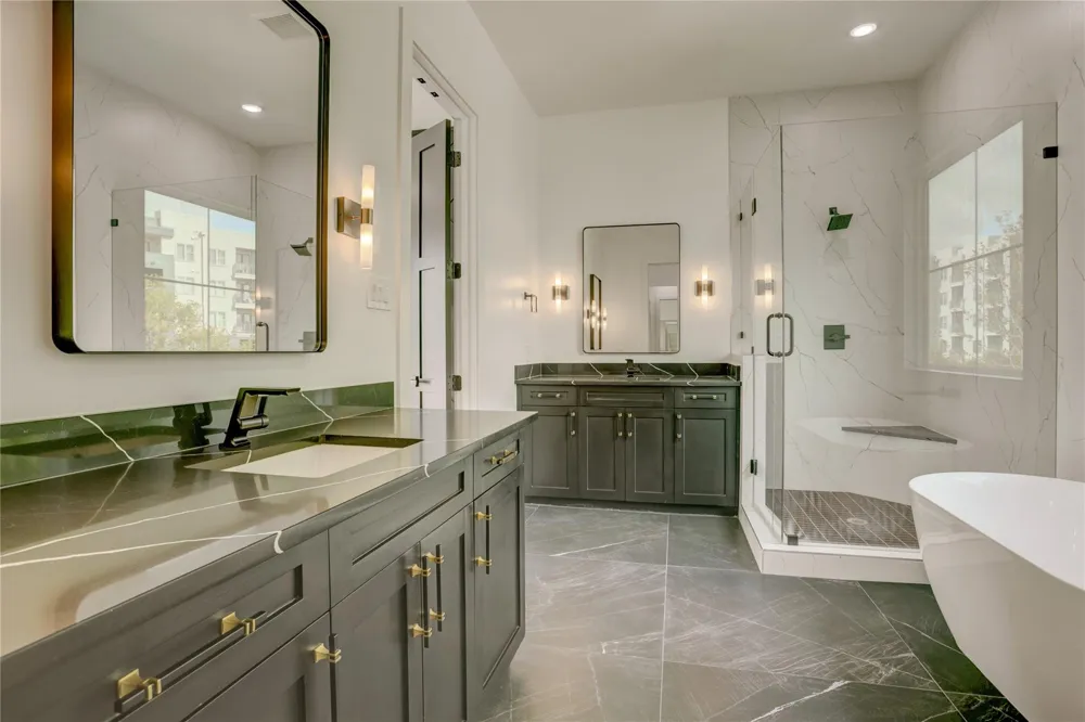 1907 Lauderdale Street Houston, TX 77030