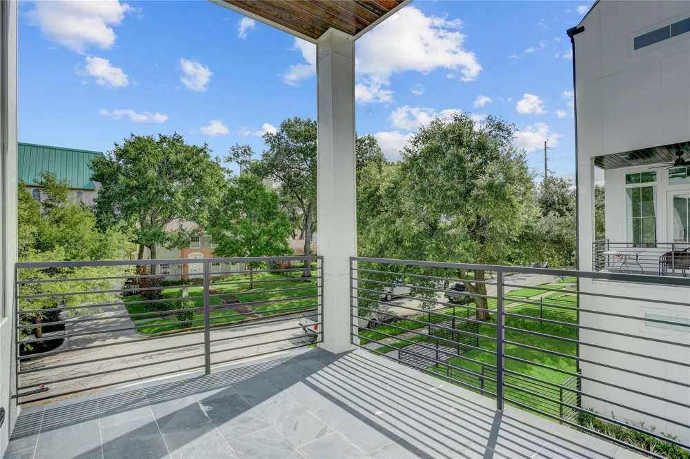 1907 Lauderdale Street Houston, TX 77030