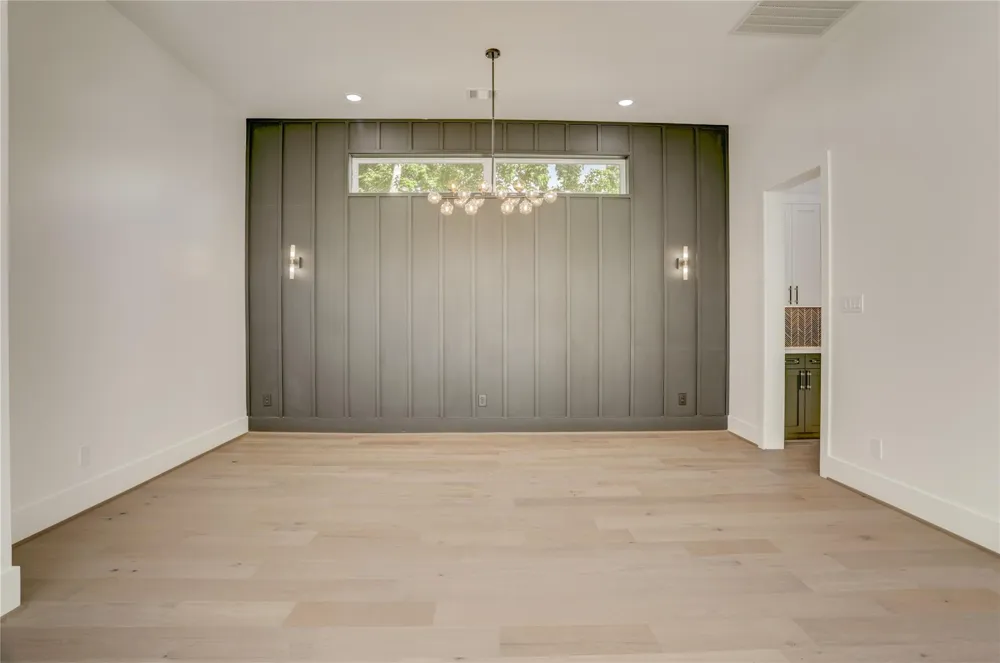 1907 Lauderdale Street Houston, TX 77030