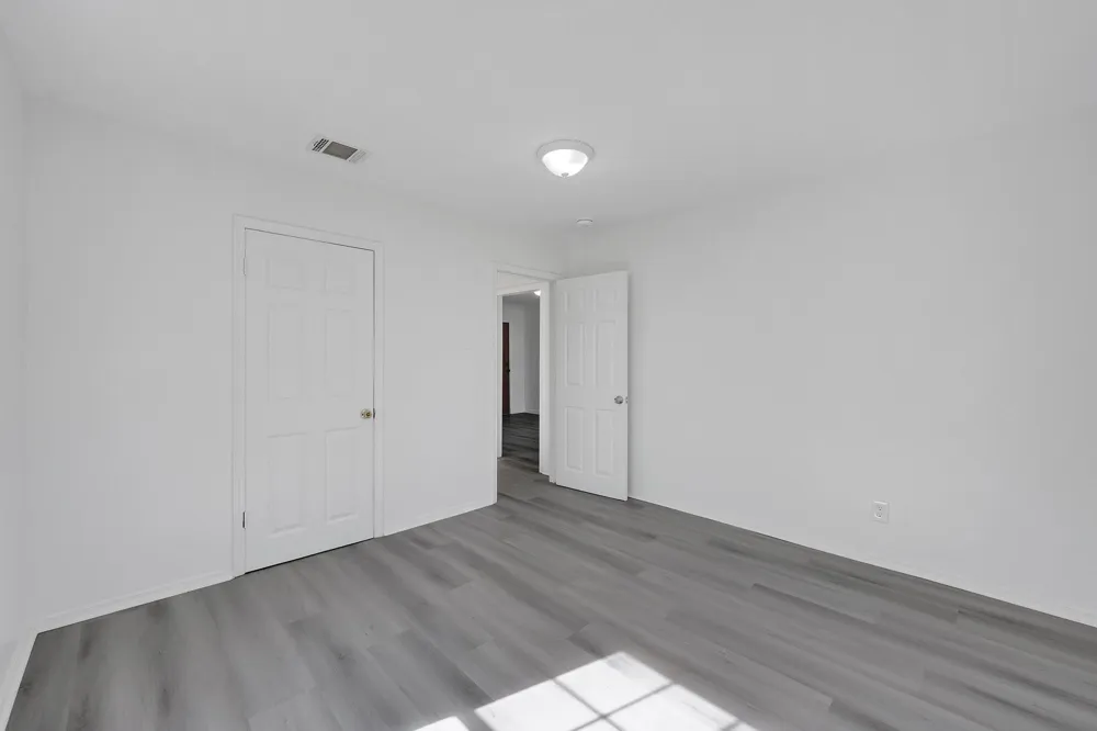 214 Hagerman Street Houston, TX 77011