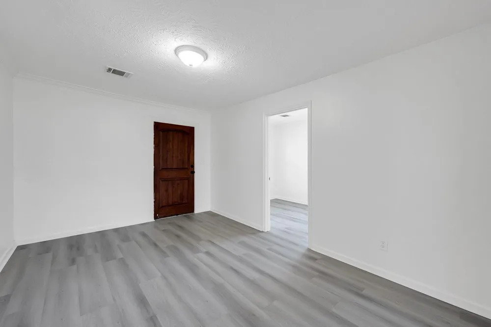 214 Hagerman Street Houston, TX 77011