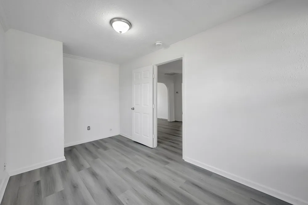 214 Hagerman Street Houston, TX 77011