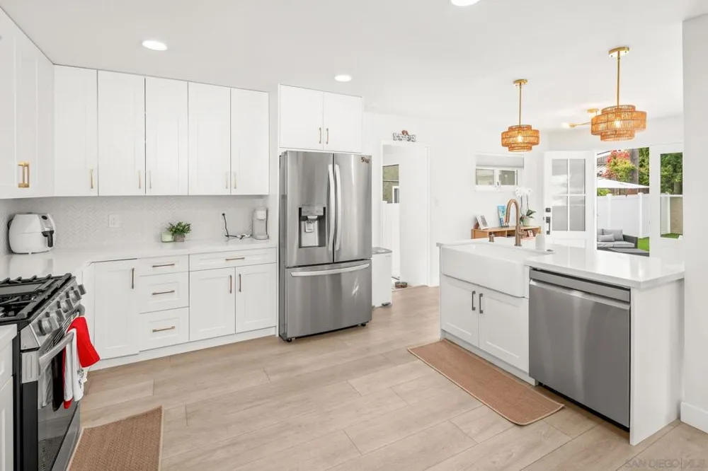 1414 4th St Coronado, CA 92118