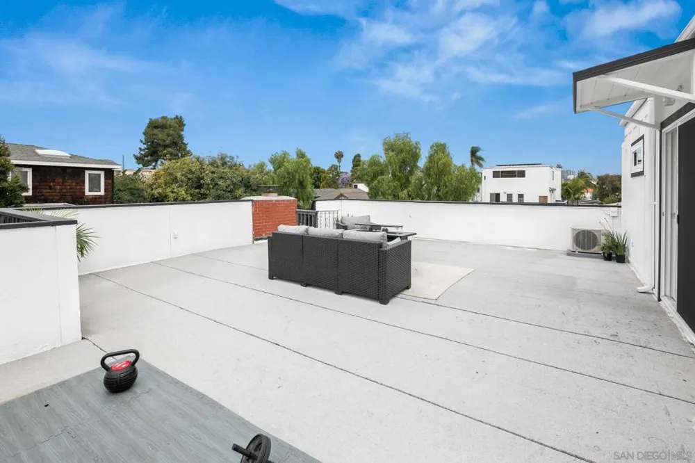 1414 4th St Coronado, CA 92118