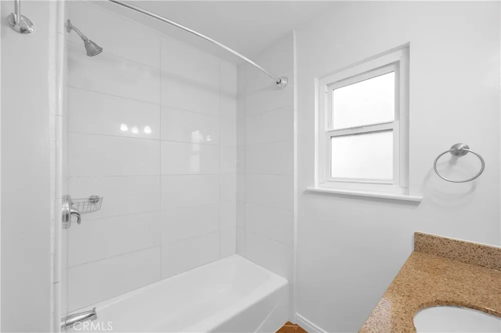 353 S Crest Orange, CA 92868