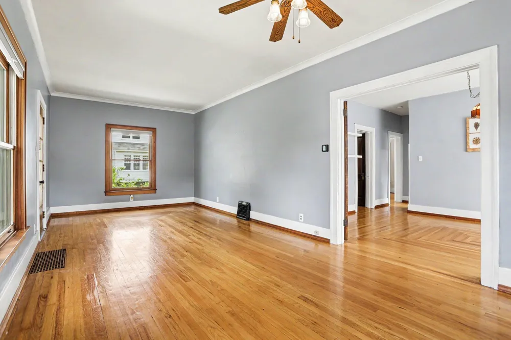 914 Dayton Avenue Kalamazoo, MI 49048