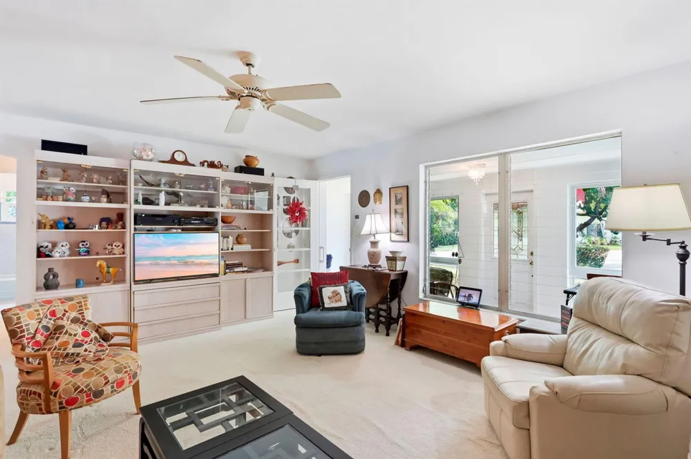 907 BOND WAY Delray Beach, FL 33483