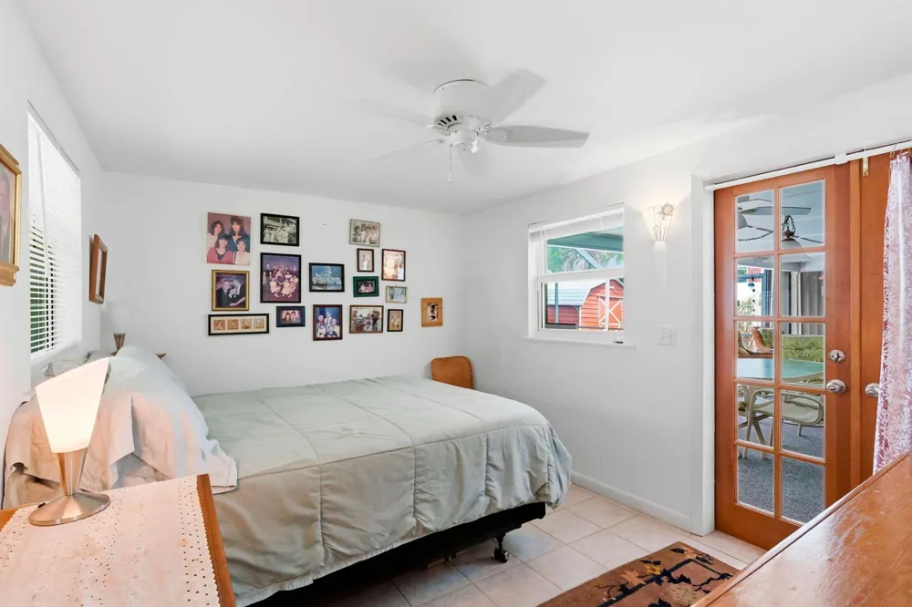 907 BOND WAY Delray Beach, FL 33483