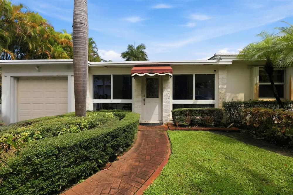 907 BOND WAY Delray Beach, FL 33483
