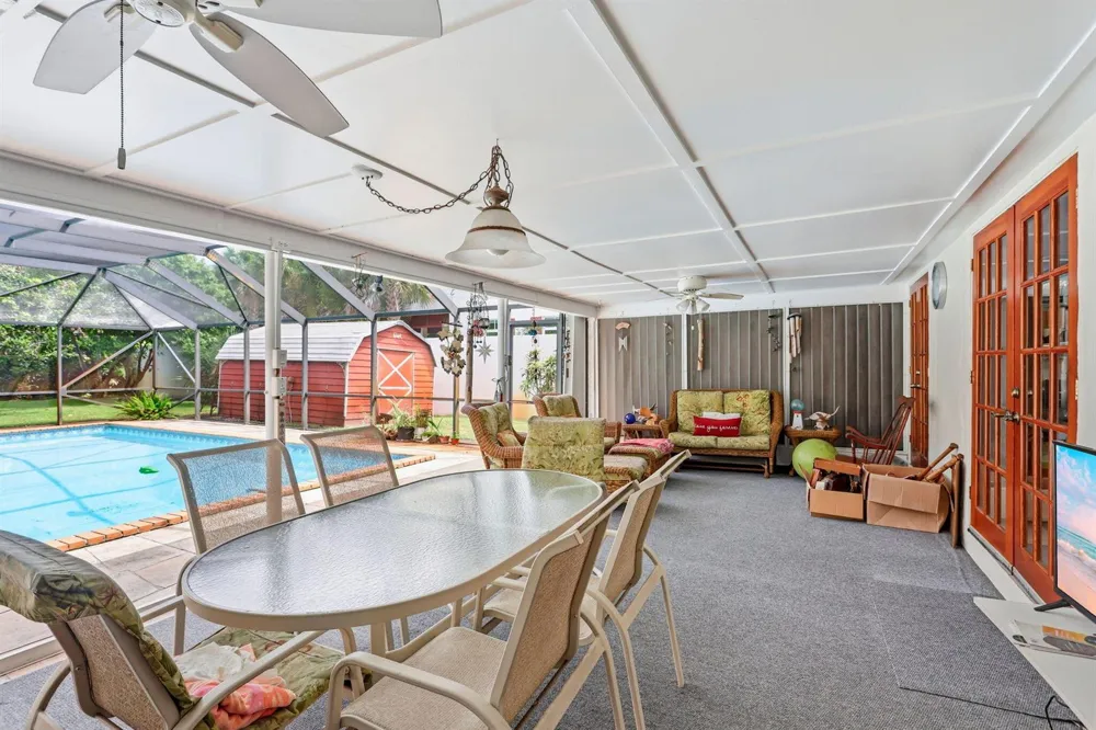 907 BOND WAY Delray Beach, FL 33483