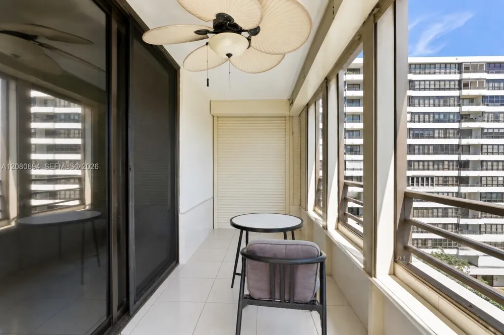 500 Three Islands Blvd #618 Hallandale Beach, FL 33009