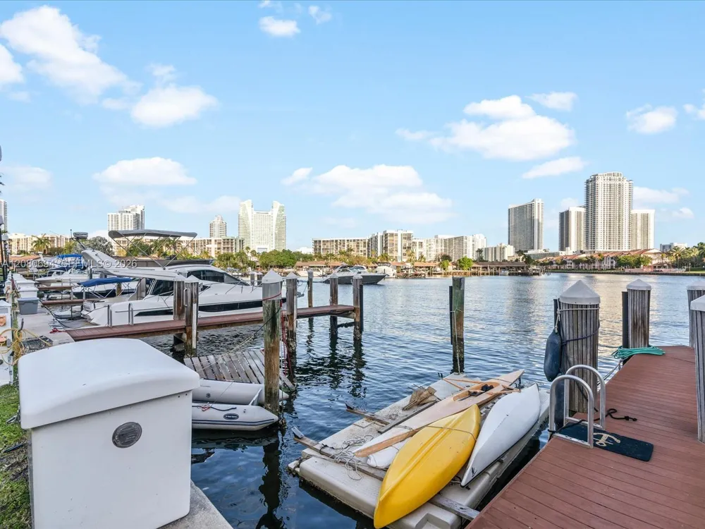 500 Three Islands Blvd #618 Hallandale Beach, FL 33009