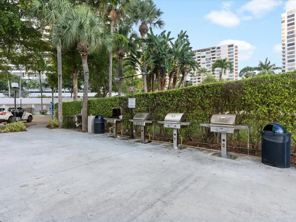 500 Three Islands Blvd #618 Hallandale Beach, FL 33009