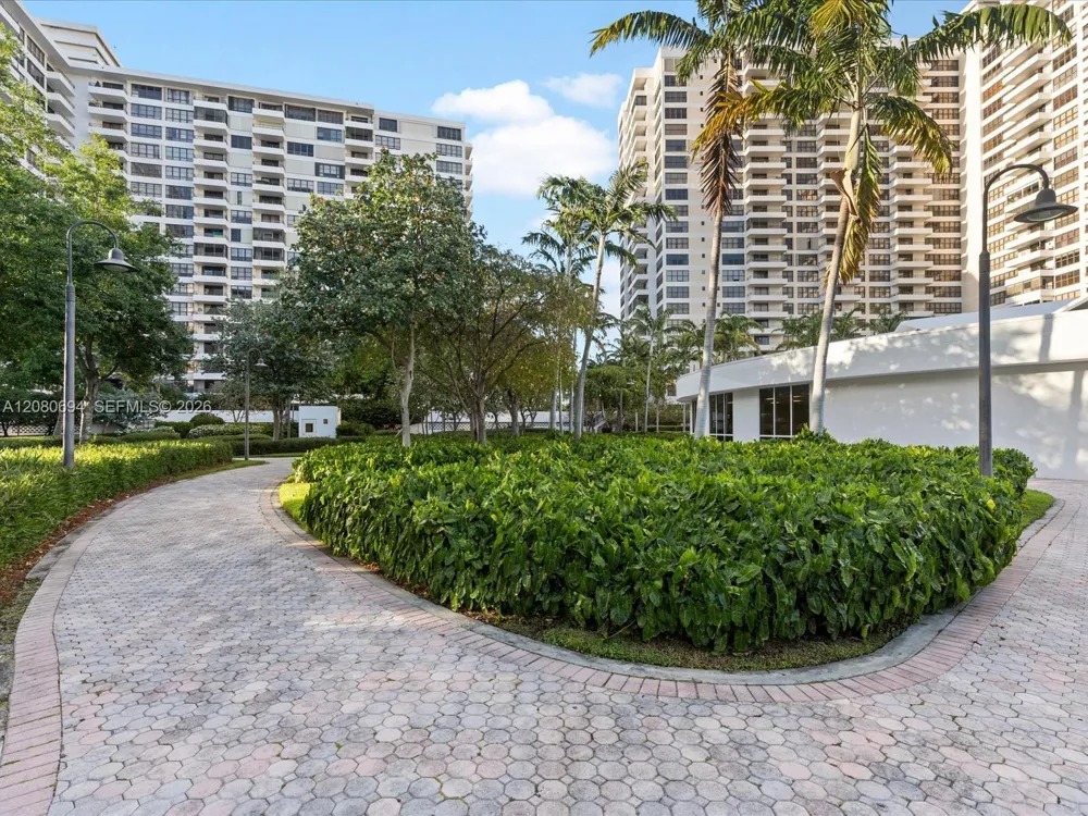 500 Three Islands Blvd #618 Hallandale Beach, FL 33009