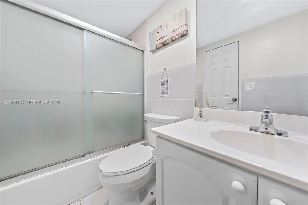 3801 S Ocean Dr #4B Hollywood, FL 33019