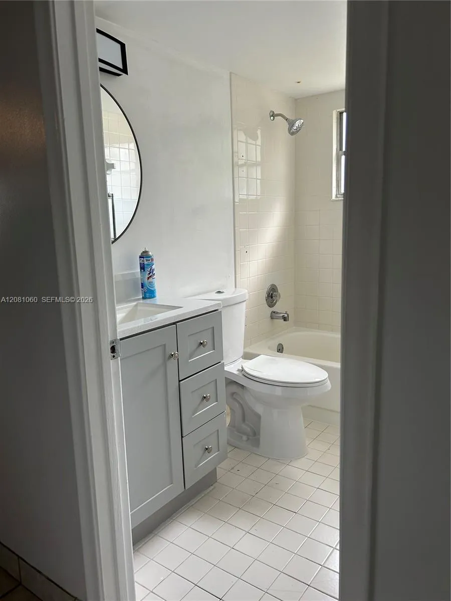 100 SW 132nd Way #305K Pembroke Pines, FL 33027