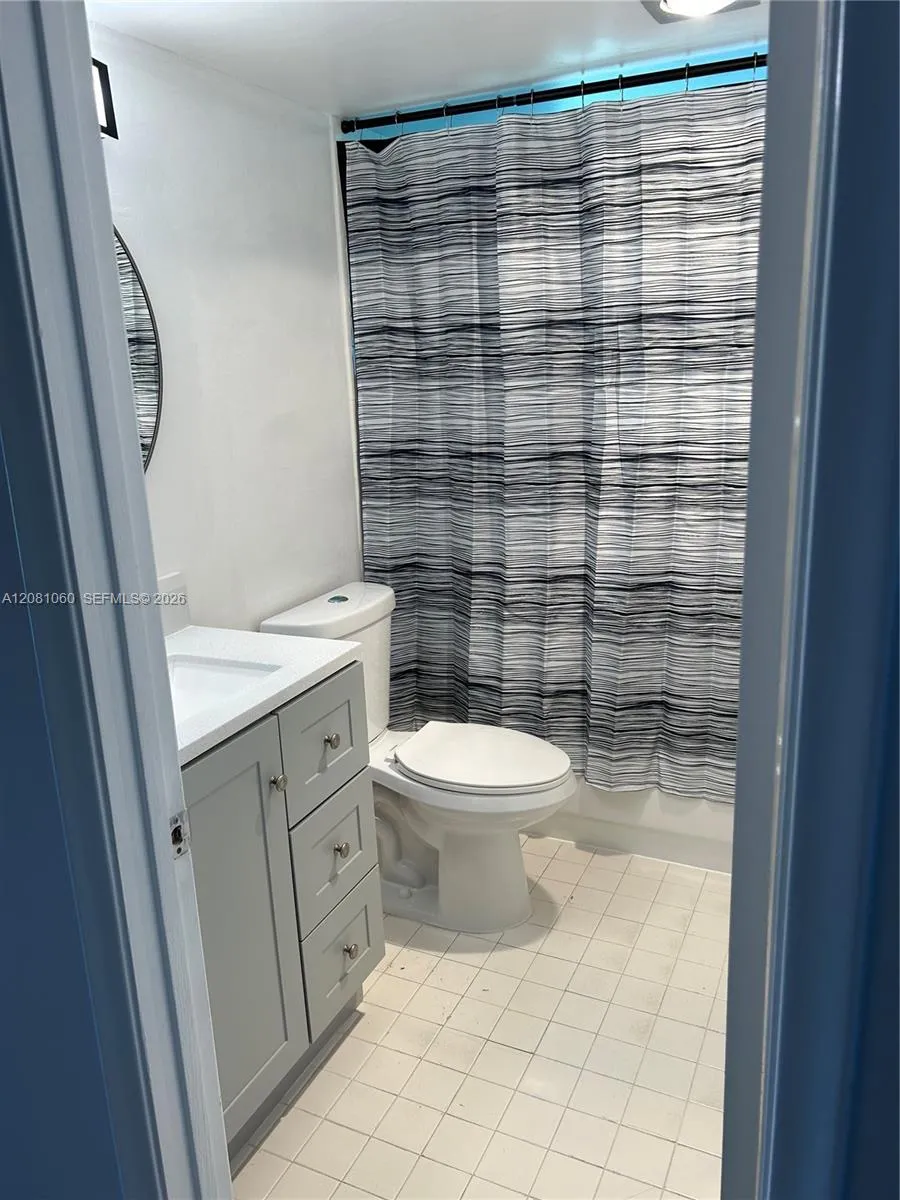 100 SW 132nd Way #305K Pembroke Pines, FL 33027
