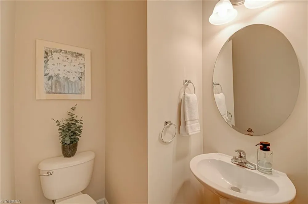 5645 Stone Crossing Drive Winston-Salem, NC 27104