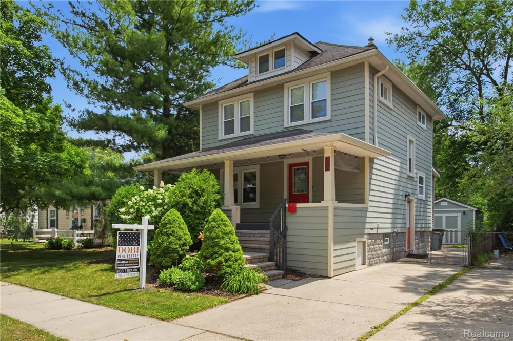 536 E Maplehurst Street Ferndale City, MI 48220