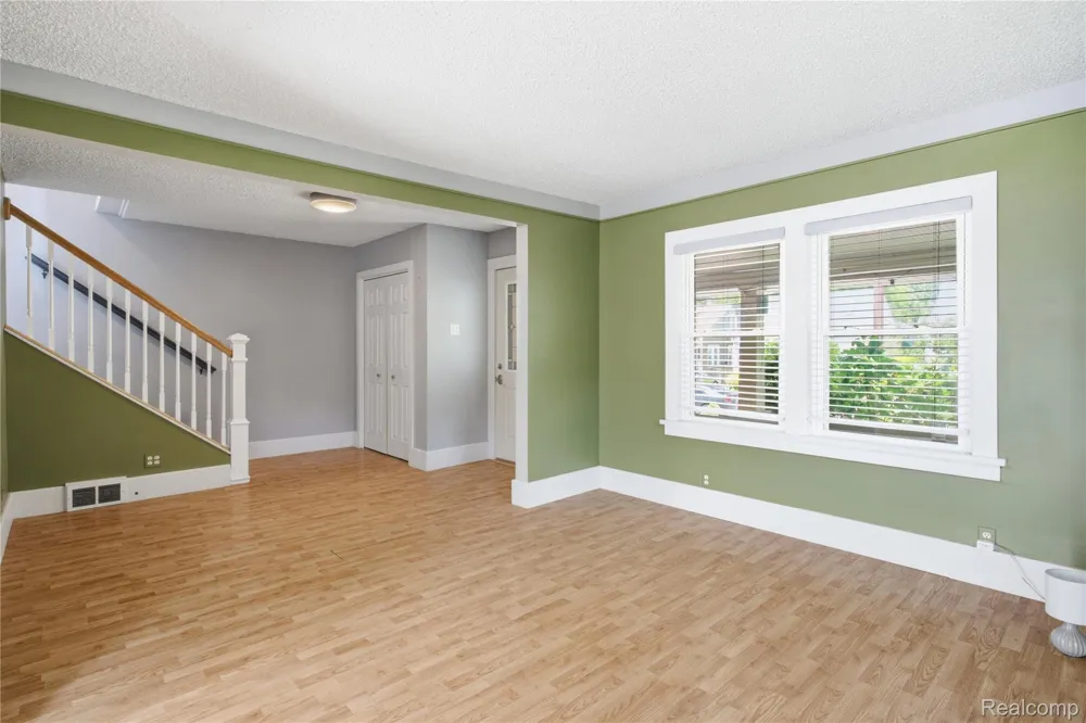 536 E Maplehurst Street Ferndale City, MI 48220