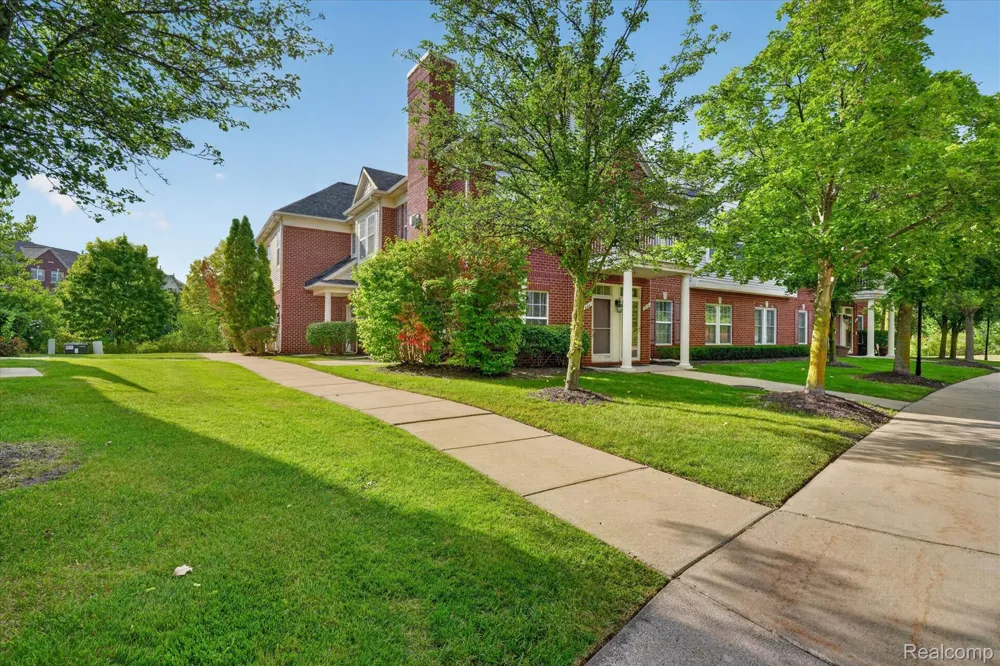 292 Cherry Stone Drive Canton Charter Township, MI 48188