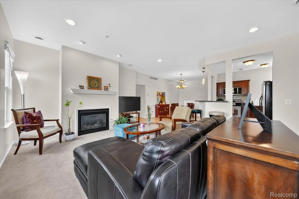 292 Cherry Stone Drive Canton Charter Township, MI 48188