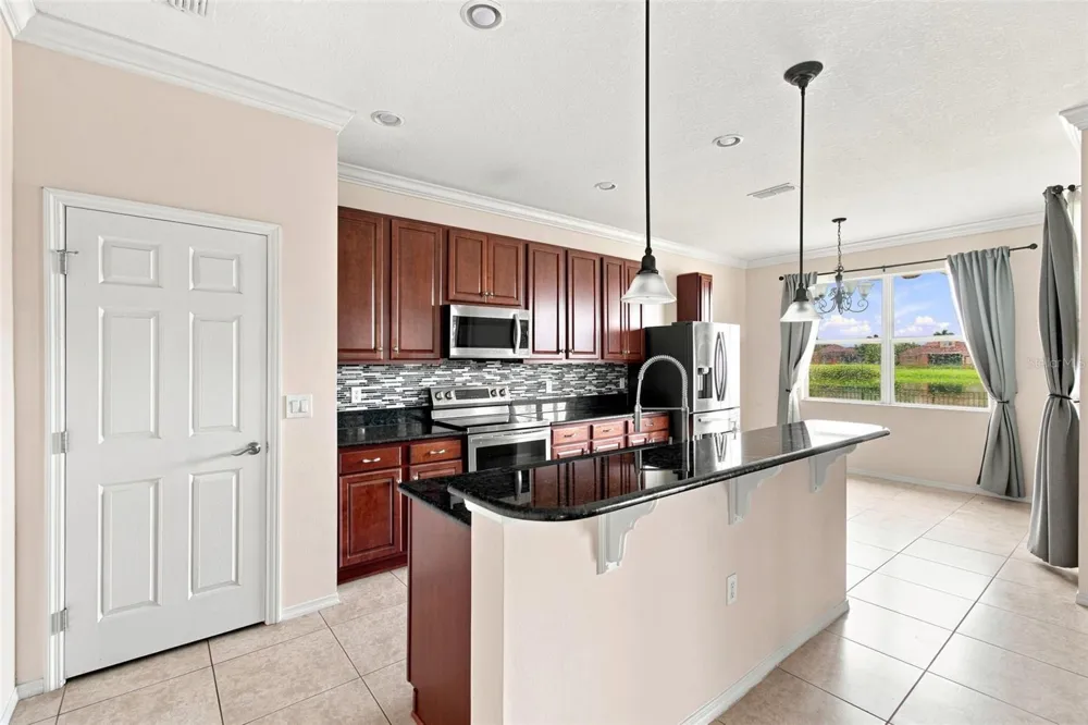 5108 BUTTERFLY SHELL DRIVE Apollo Beach, FL 33572