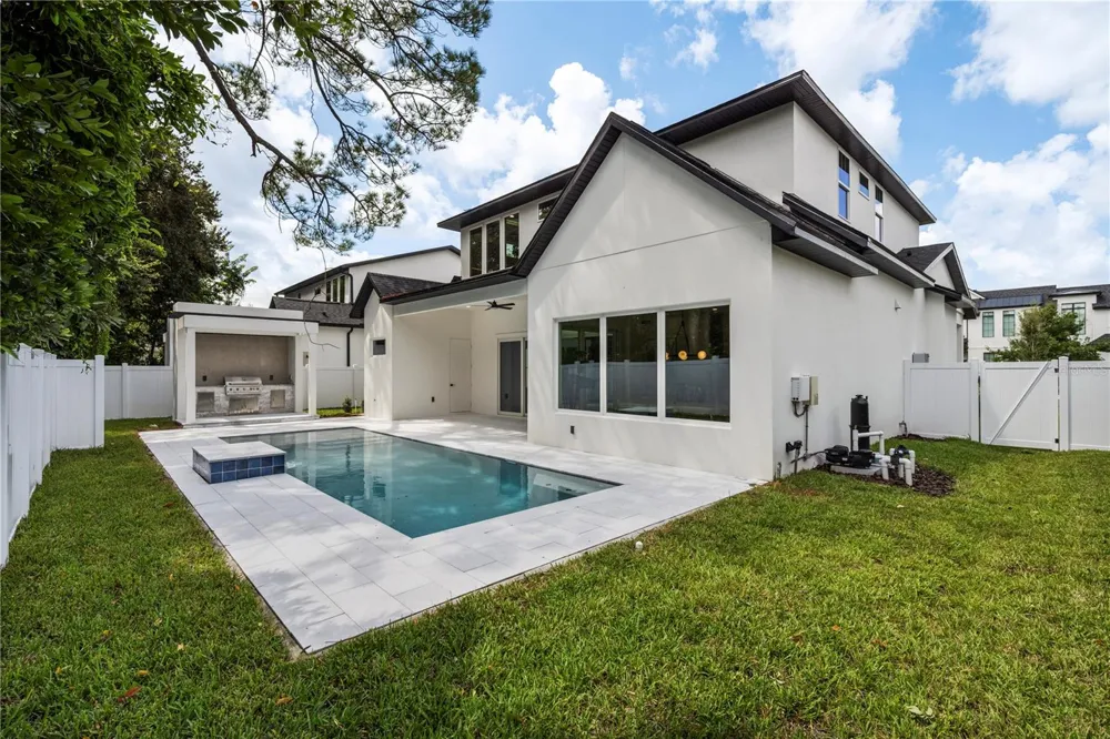 1702 ARBOR PARK DRIVE Winter Park, FL 32789