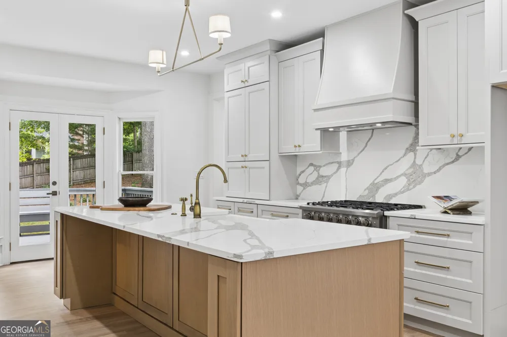 2352 Brittany LN Marietta, GA 30062
