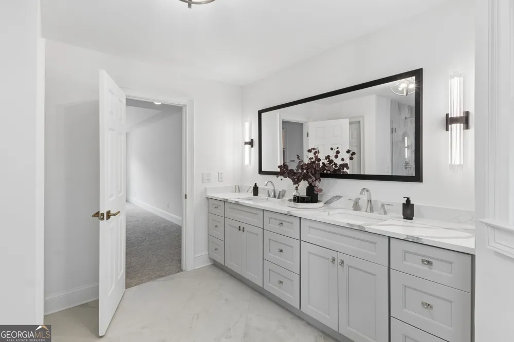 2352 Brittany LN Marietta, GA 30062