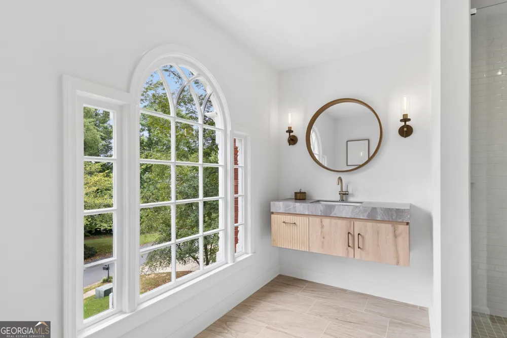 2352 Brittany LN Marietta, GA 30062
