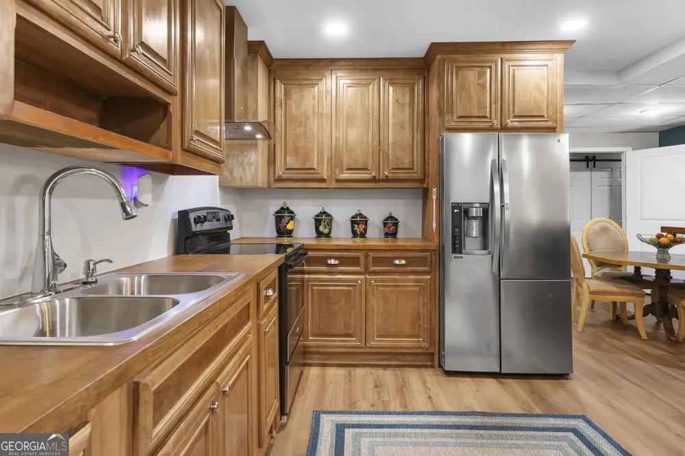 460 Peyton RD SW Atlanta, GA 30311