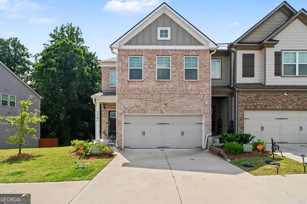 7707 Baron RD Fairburn, GA 30213
