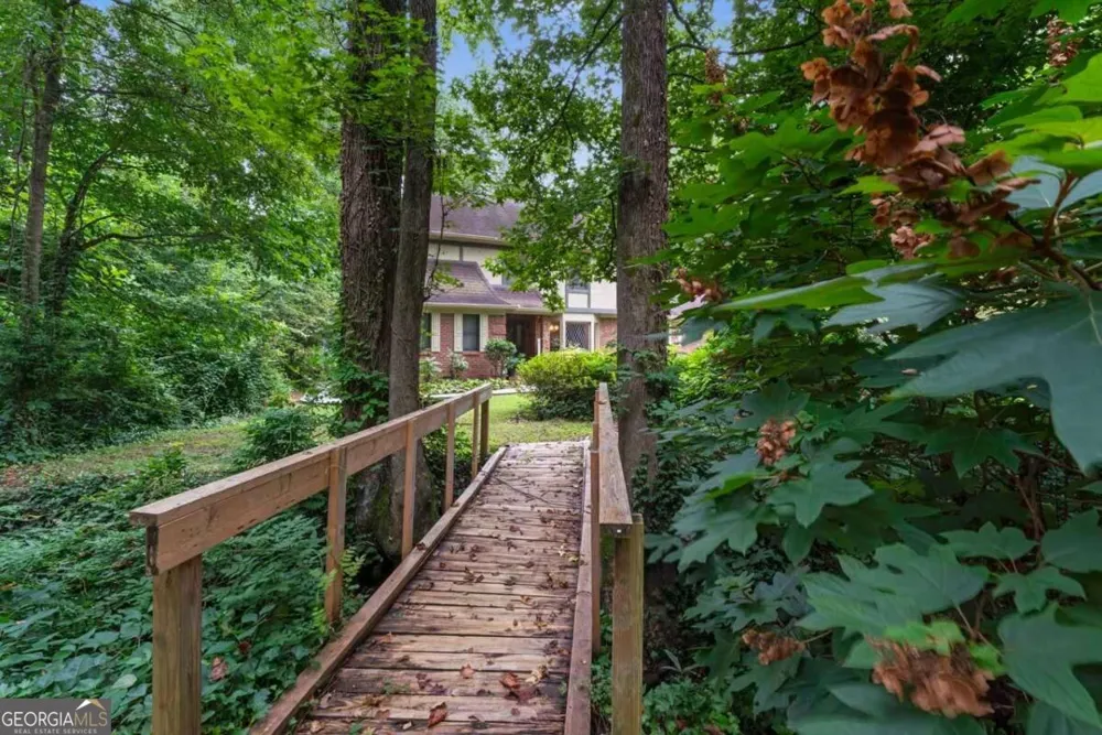 2645 Creek Indian TRL Jonesboro, GA 30236