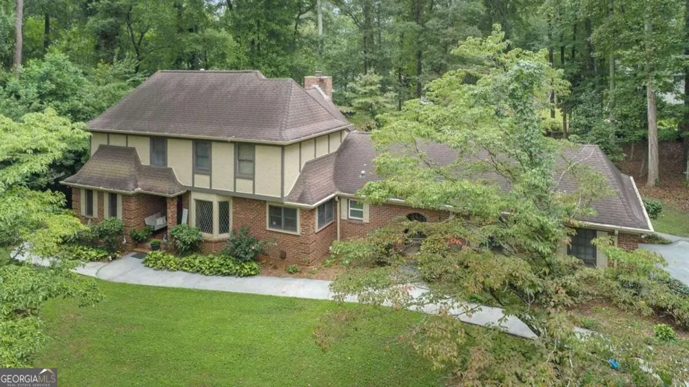 2645 Creek Indian TRL Jonesboro, GA 30236